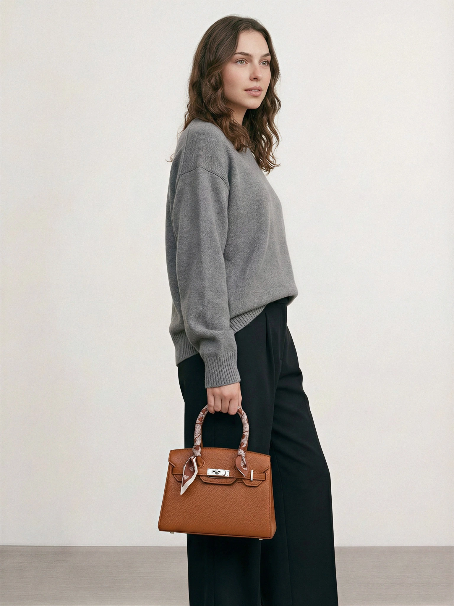 Сумка-тоут  с декоративным платком в ассортименте